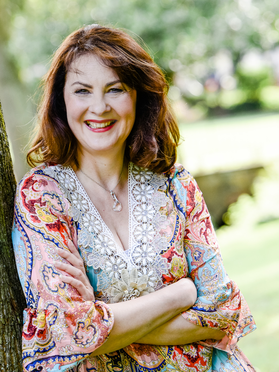 Petra Herz – Nachberufstrainerin, NLP-Coach, Feng-Shui-Master und Gründerin von HerzNeustart